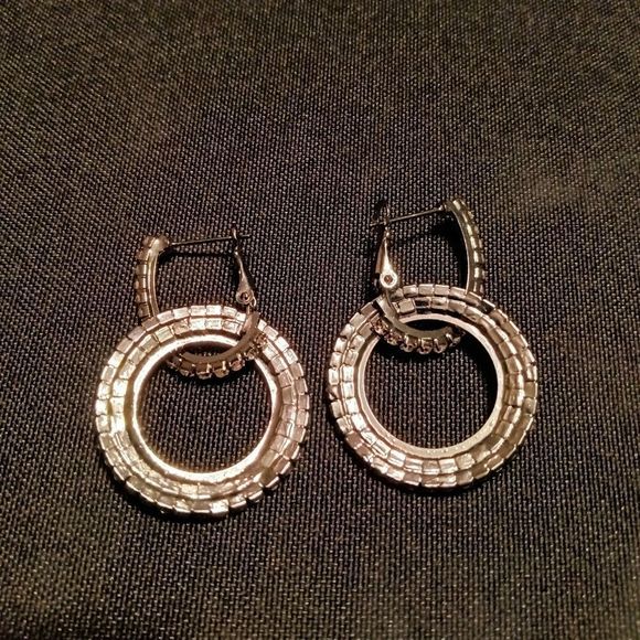 Sparkly Black Gold Double Hoop Earrings - Picture 3 of 4